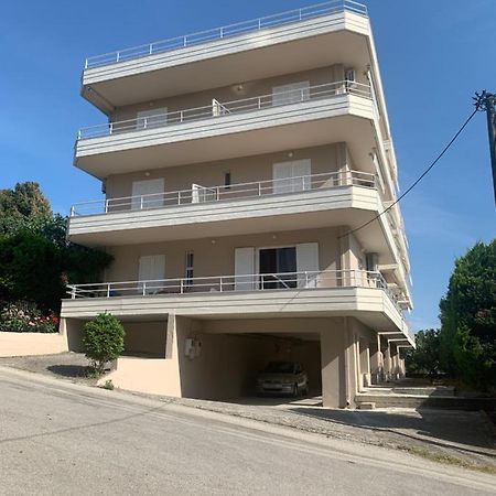 Αβαντιάς Abantias Lejlighedshotel Loutra Edipsou  Eksteriør billede