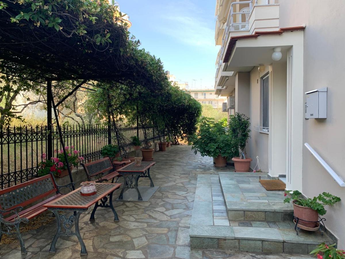 Αβαντιάς Abantias Lejlighedshotel Loutra Edipsou  Eksteriør billede