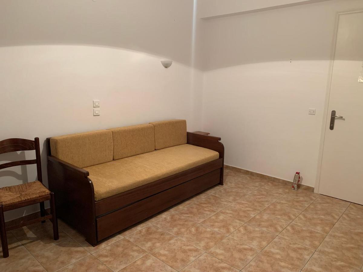 Αβαντιάς Abantias Lejlighedshotel Loutra Edipsou  Eksteriør billede